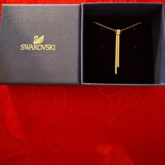 Swarovski Gold Necklace with Crystal Detailing - Picture 2 of 5